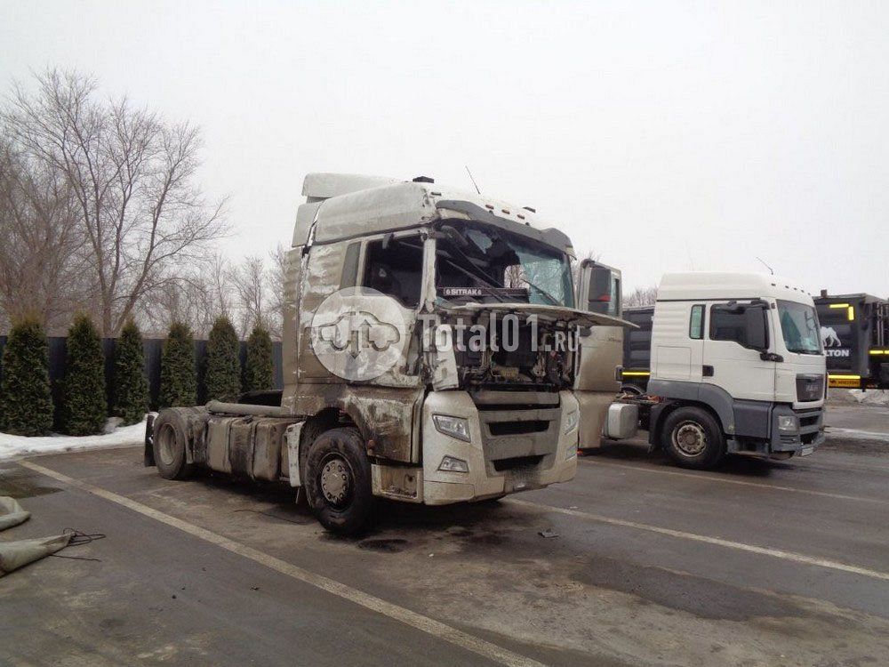 Фото Sitrak C7H 72