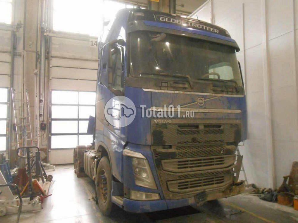 Фото Volvo FH-Truck 4x2 36