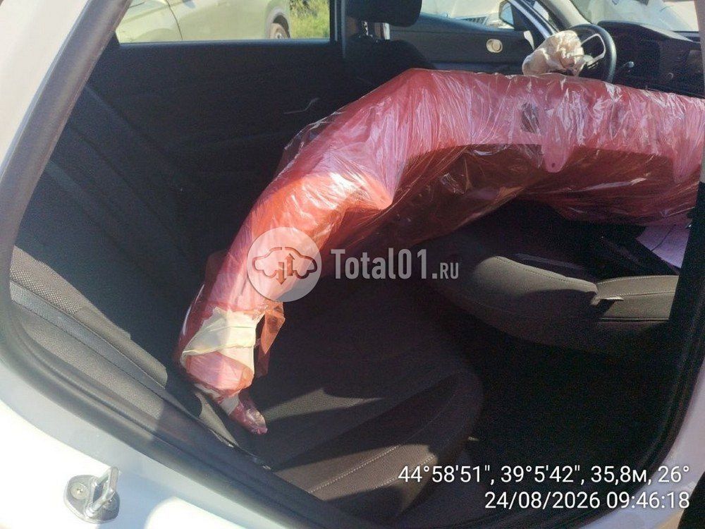 Фото Hyundai Elantra 38