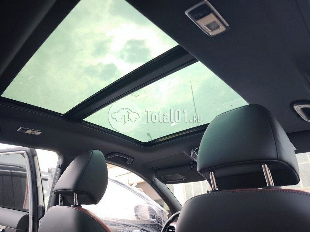 Фото Geely Coolray 8