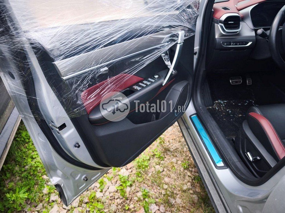 Фото Geely Coolray 22
