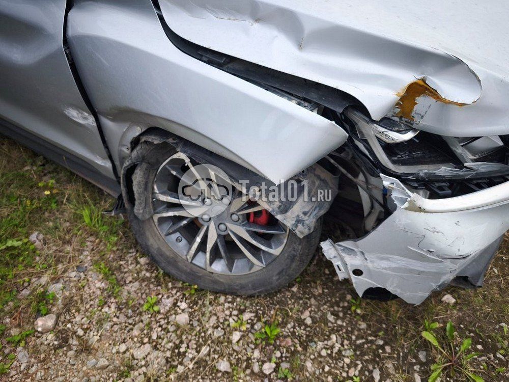 Фото Geely Coolray 48