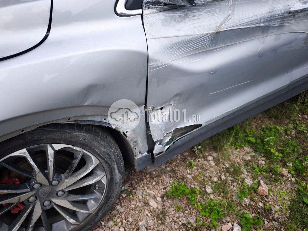 Фото Geely Coolray 56