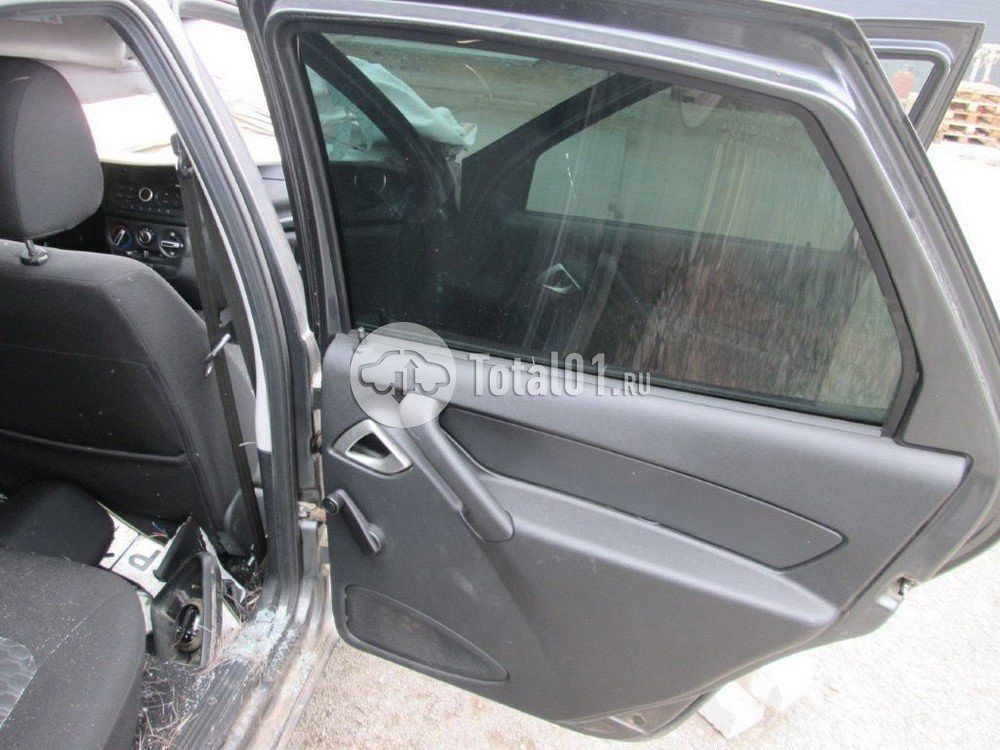 Фото ВАЗ (LADA) Granta 38