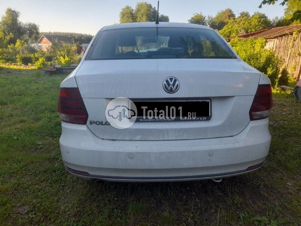 Фото Volkswagen Polo 10