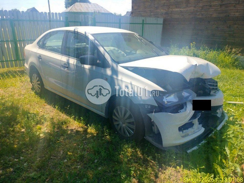 Фото Volkswagen Polo 16