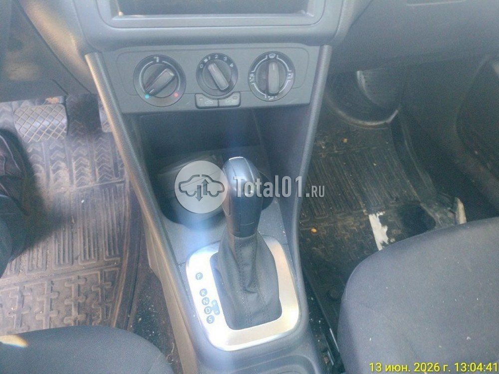 Фото Volkswagen Polo 30