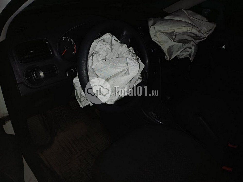 Фото Volkswagen Polo 42