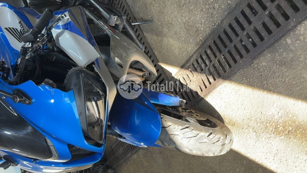 Фото Honda CBR600RR 6