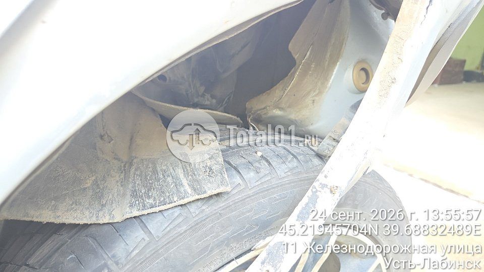 Фото Geely MK Cross 46