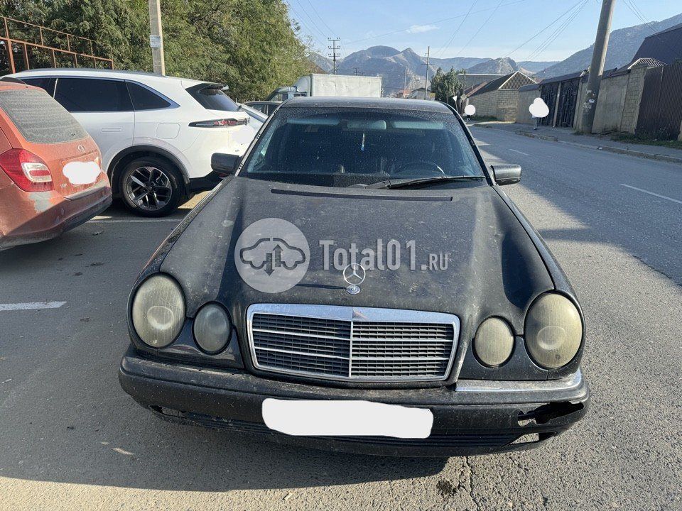 Фото Mercedes-Benz E-класс 2