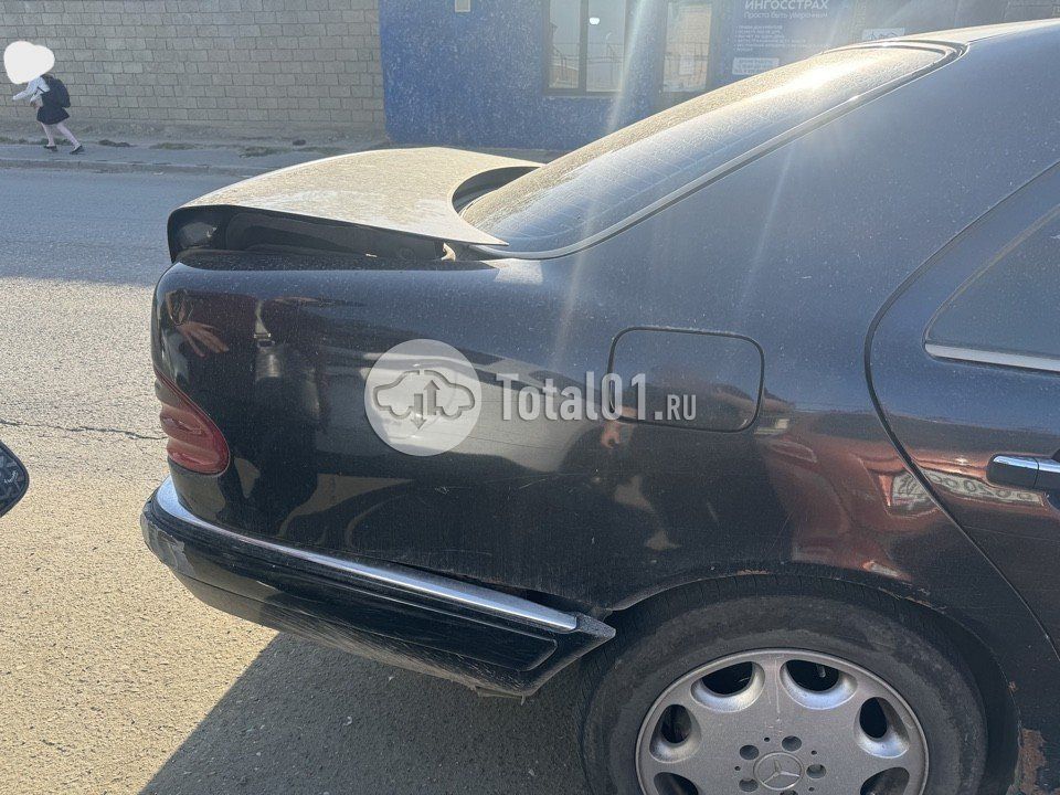 Фото Mercedes-Benz E-класс 24