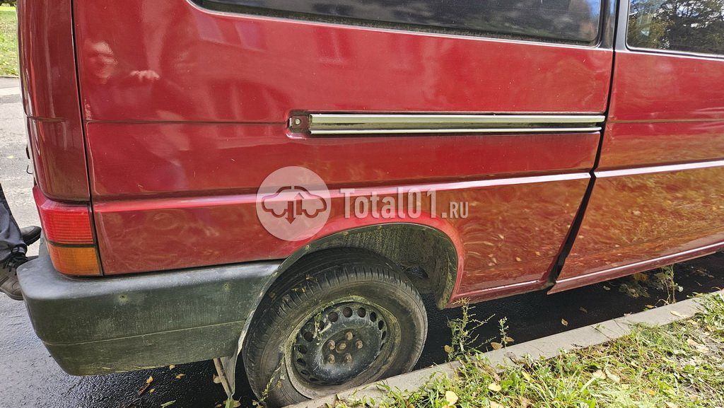 Фото Volkswagen Transporter 12