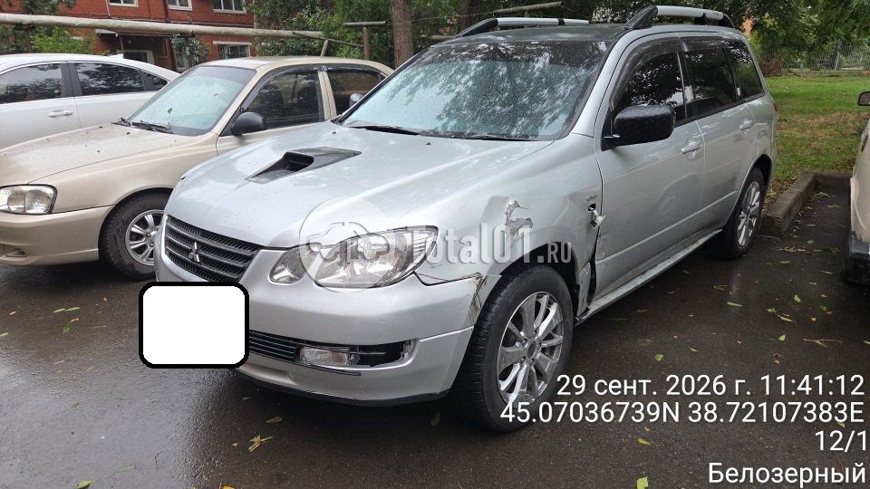 Фото Mitsubishi Airtrek 18