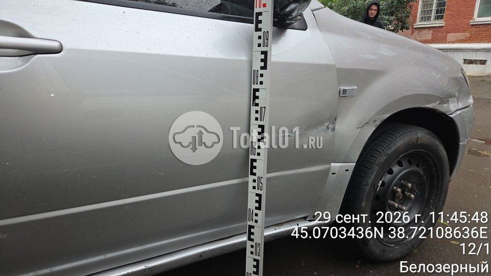 Фото Mitsubishi Airtrek 48