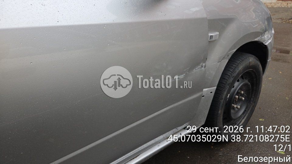 Фото Mitsubishi Airtrek 50