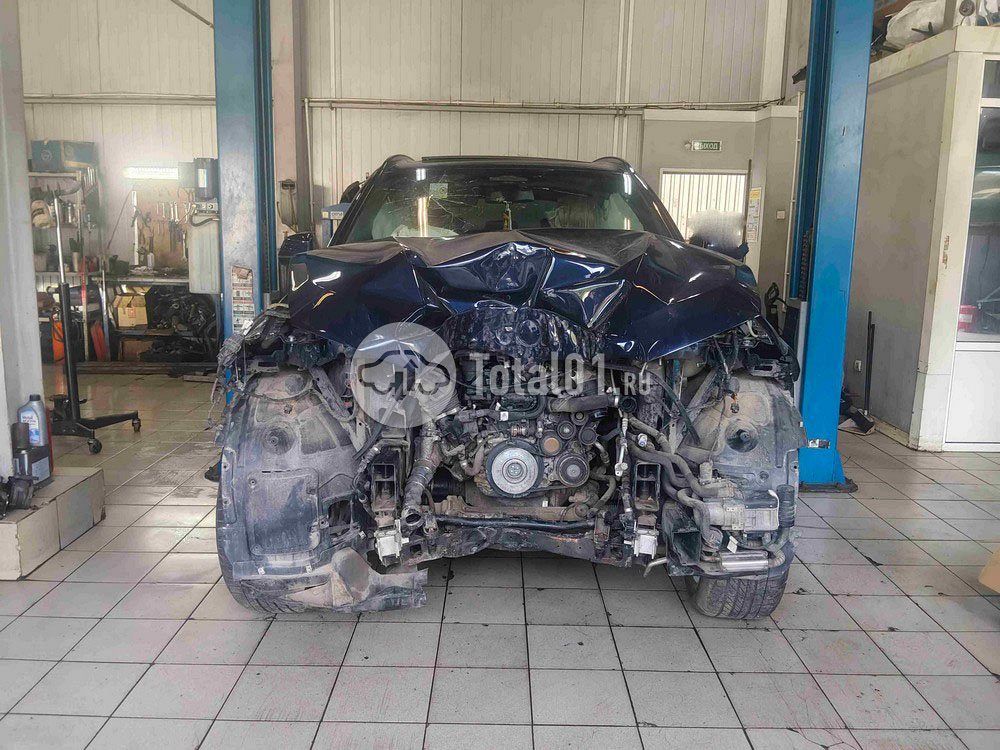 Фото BMW X5 4