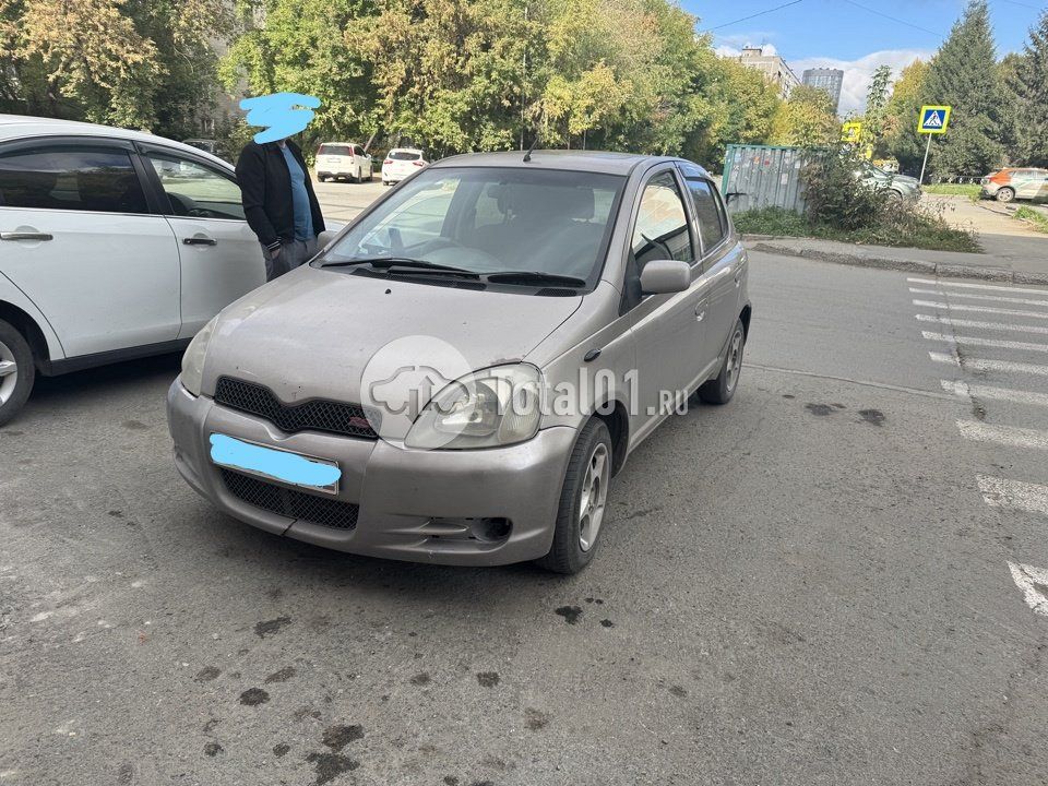 Фото Toyota Vitz 2
