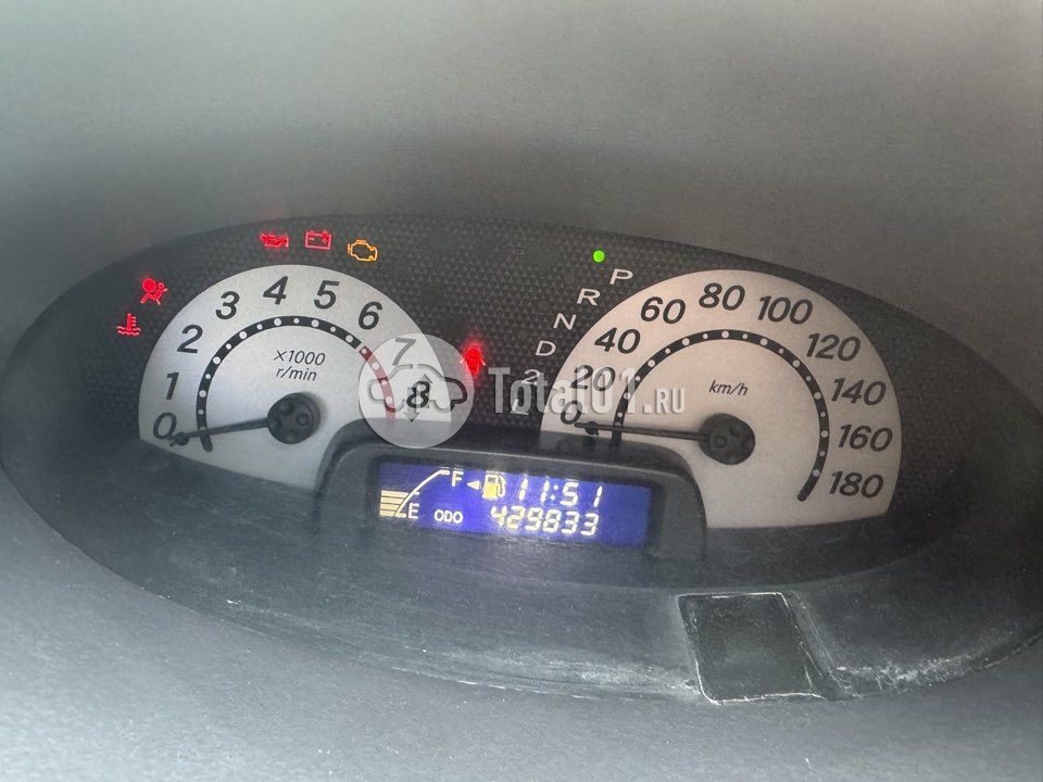 Фото Toyota Vitz 22