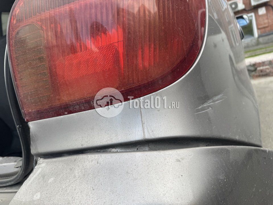 Фото Toyota Vitz 56