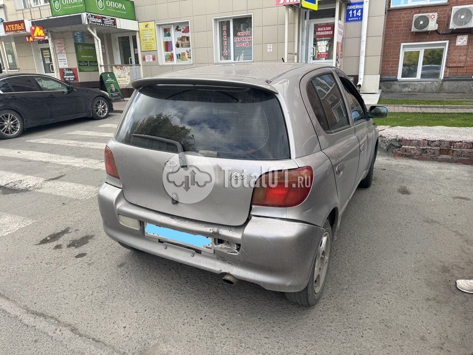 Фото Toyota Vitz 68