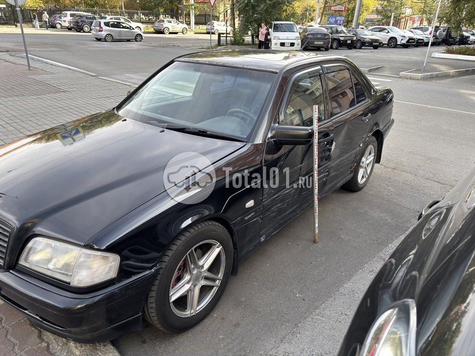 Фото Mercedes-Benz C-класс 32