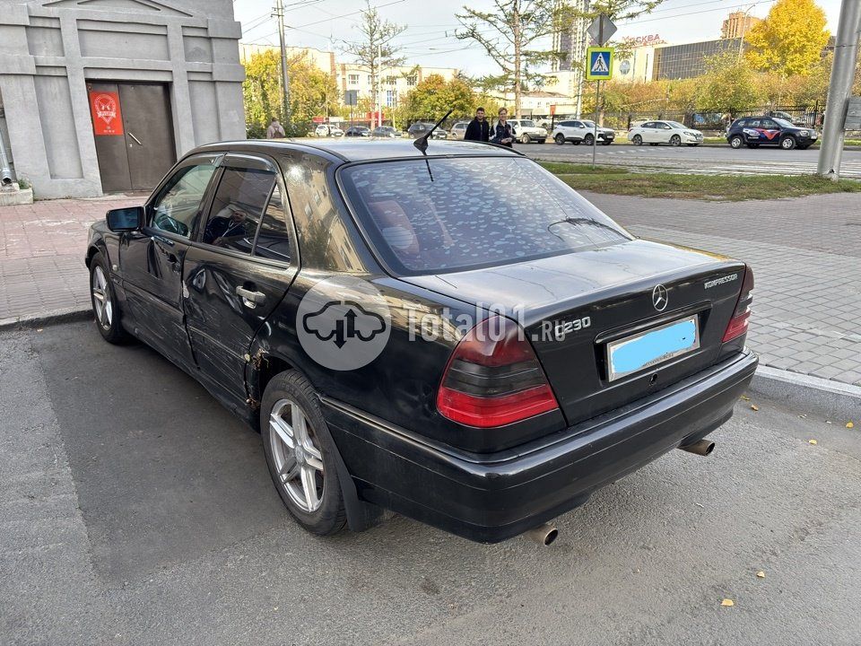 Фото Mercedes-Benz C-класс 110