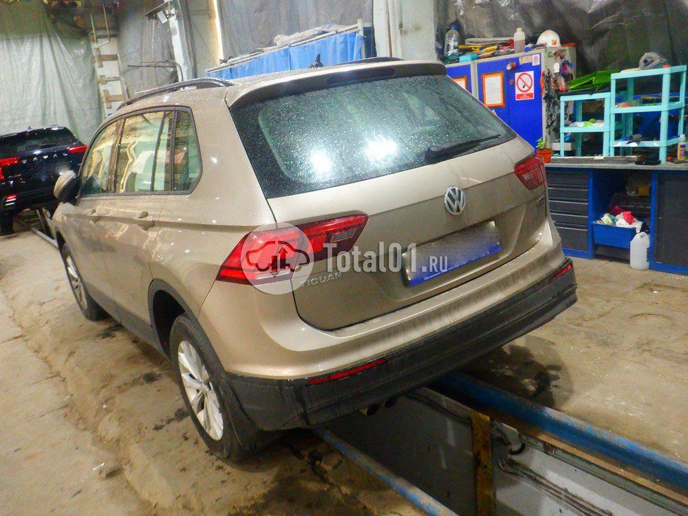 Фото Volkswagen Tiguan 8