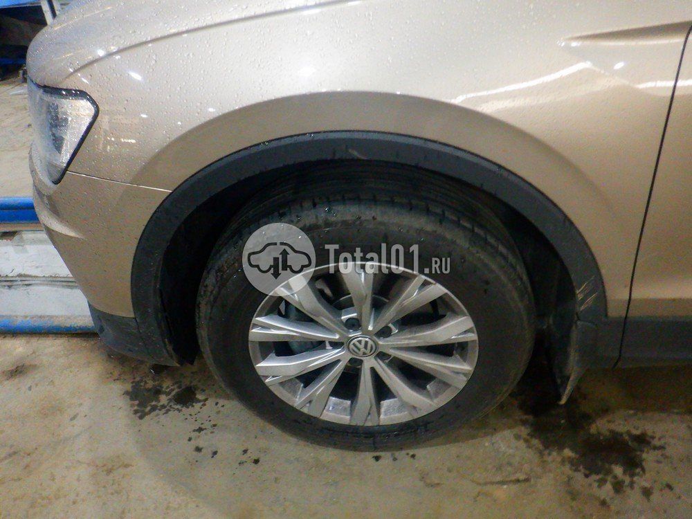 Фото Volkswagen Tiguan 28