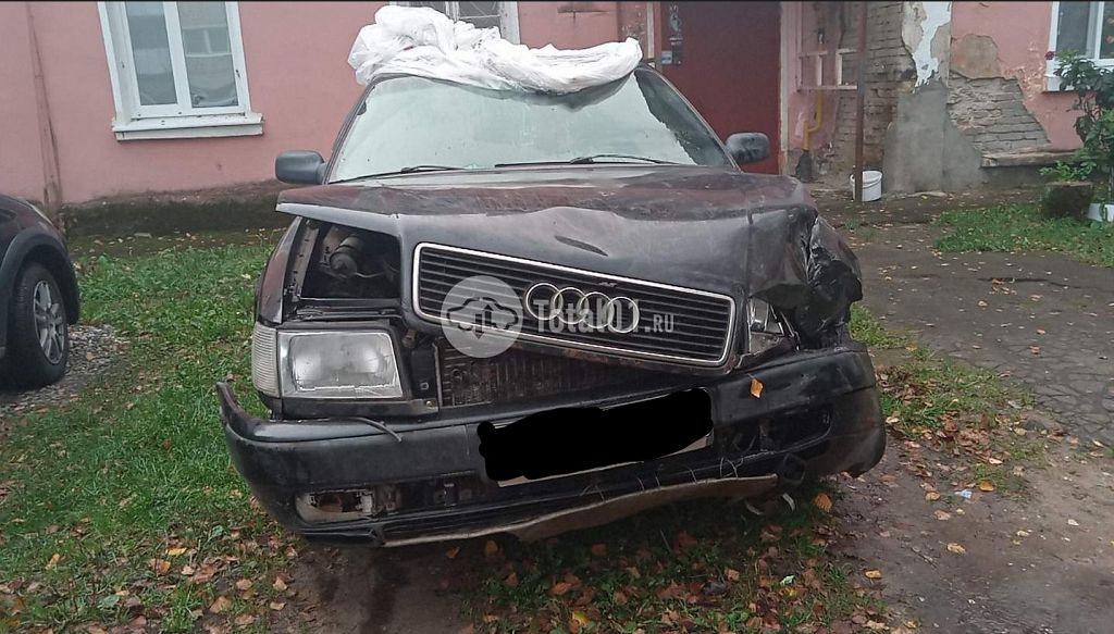 Фото Audi 100 4