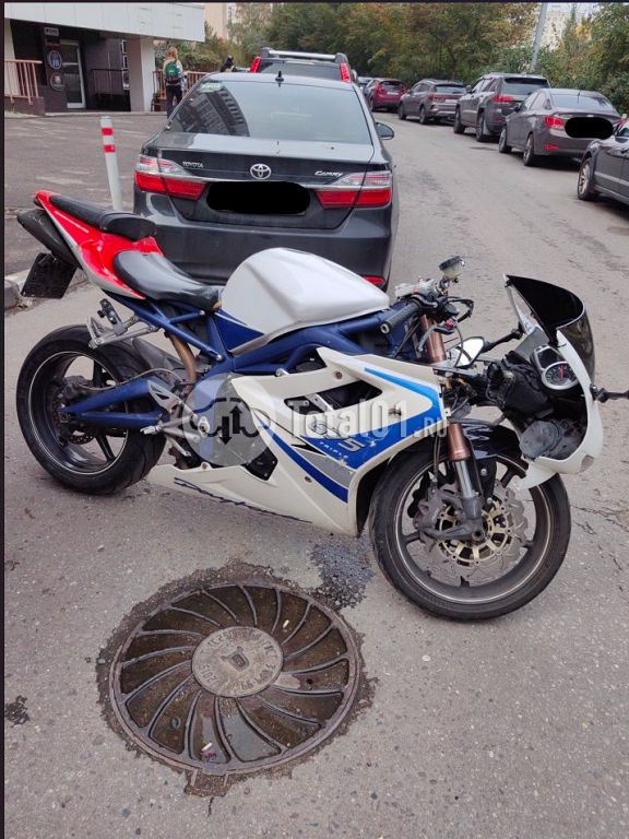 Фото Triumph Speed Triple RS 2