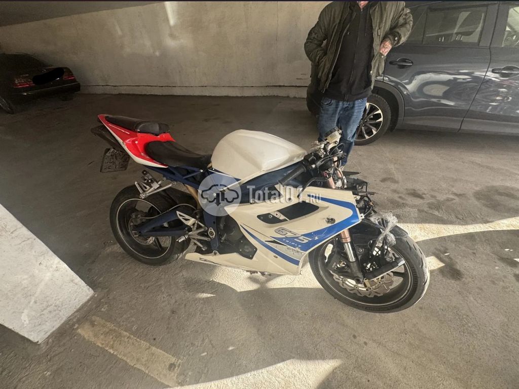 Фото Triumph Speed Triple RS 8
