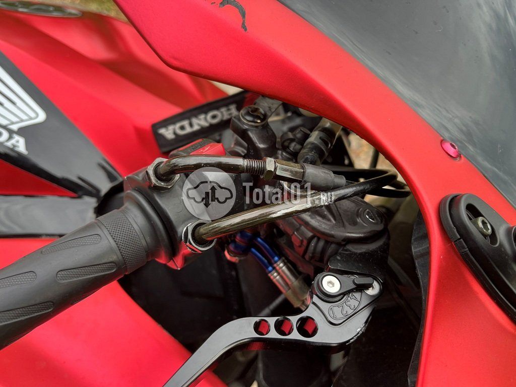 Фото Honda CBR600RR 24
