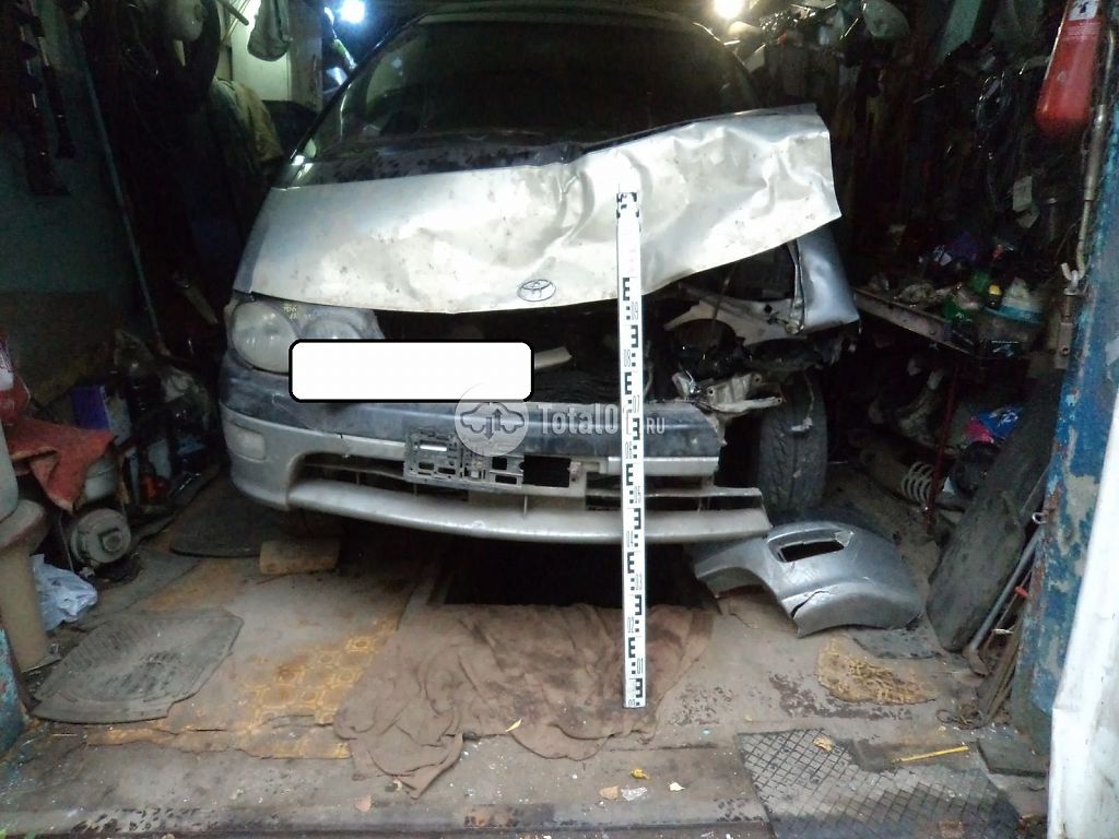 Фото Toyota Estima 2