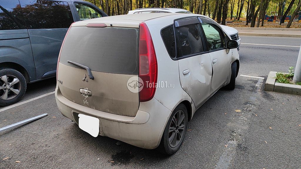 Фото Mitsubishi Colt 6