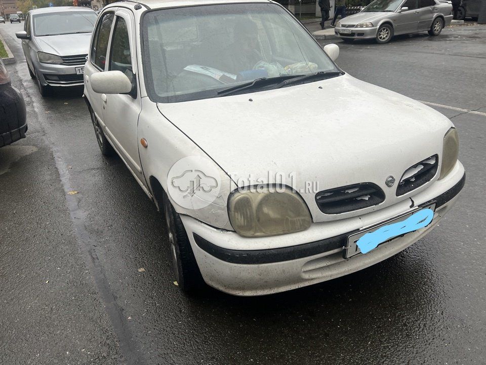 Фото Nissan March 76