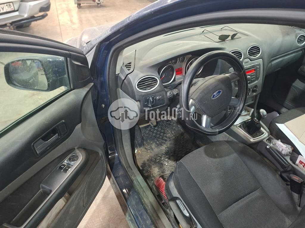 Фото Ford Focus 18