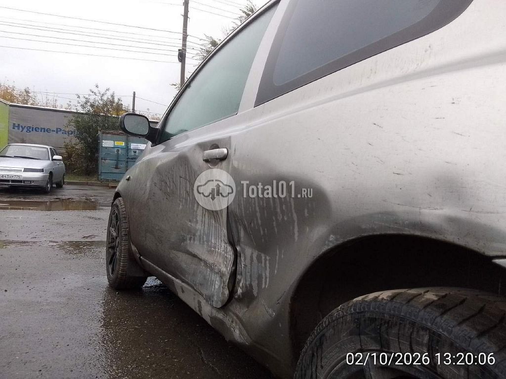Фото Nissan Micra 16