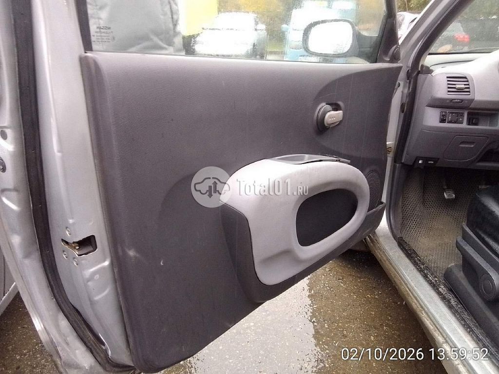 Фото Nissan Micra 44