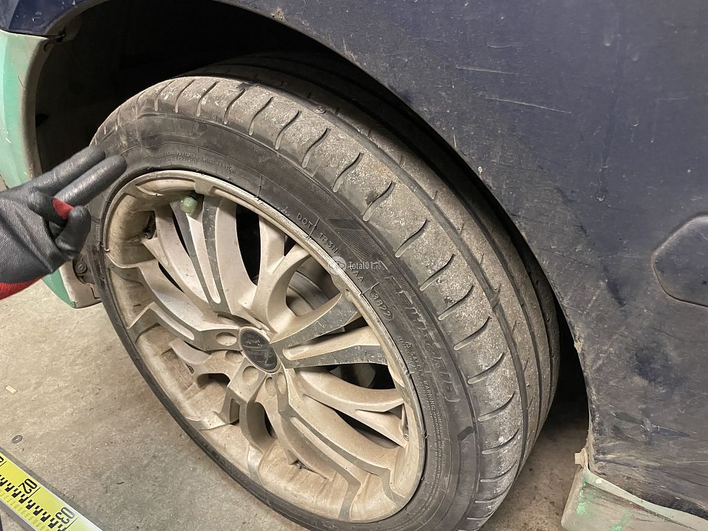 Фото Mitsubishi Space Wagon 50