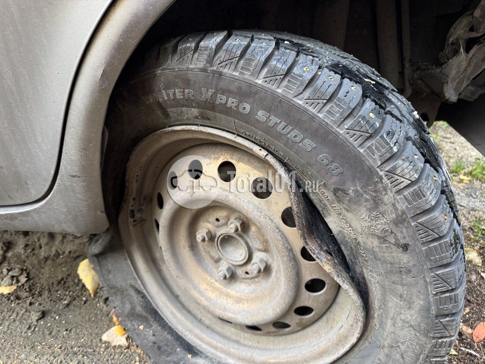 Фото Toyota bB 44