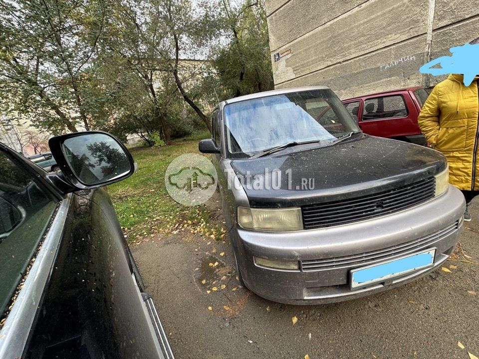 Фото Toyota bB 100