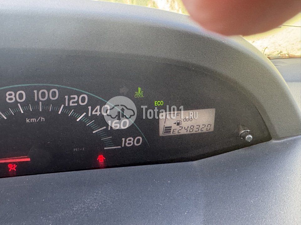 Фото Toyota Vitz 24