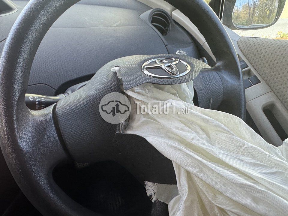 Фото Toyota Vitz 56