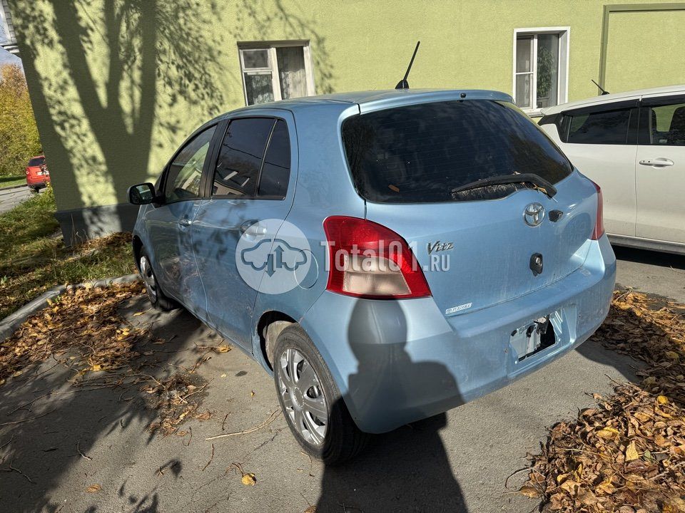 Фото Toyota Vitz 128