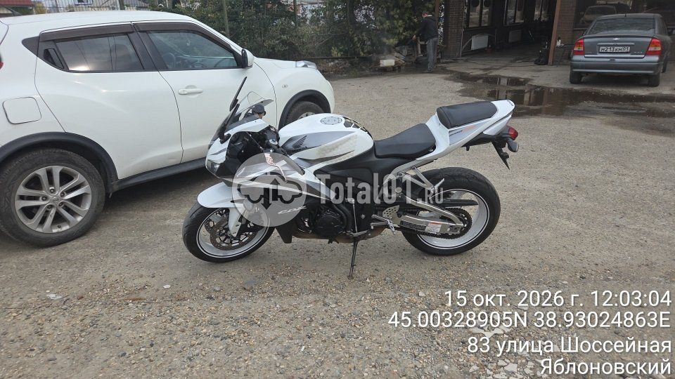Фото Honda CBR600RR 6