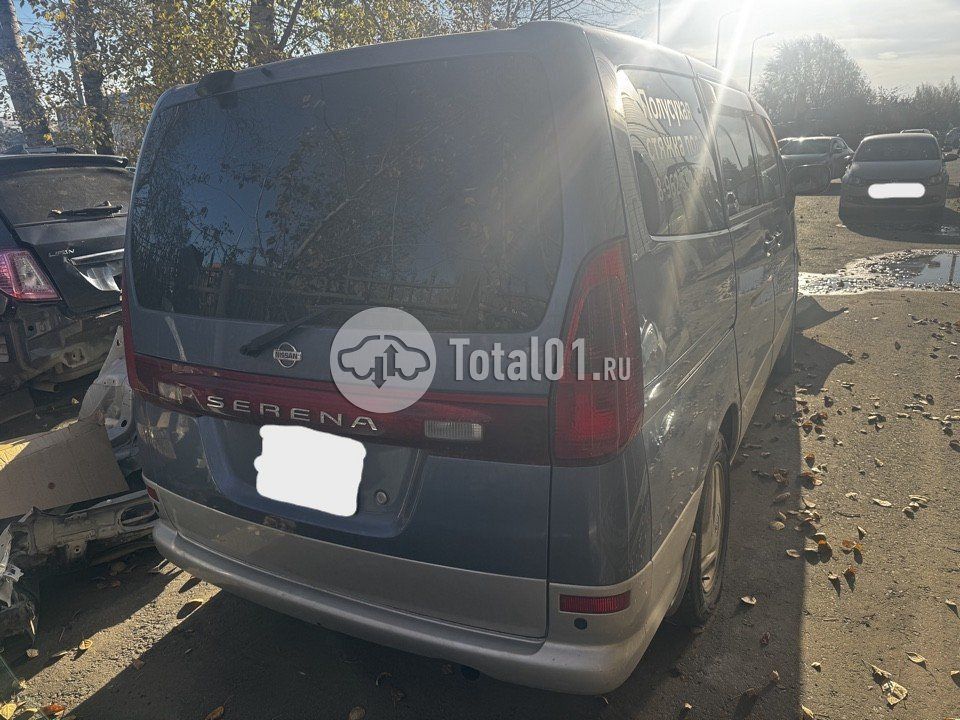 Фото Nissan Serena 2