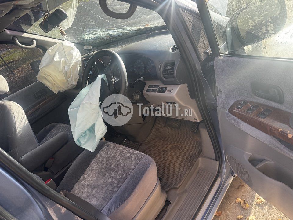 Фото Nissan Serena 12