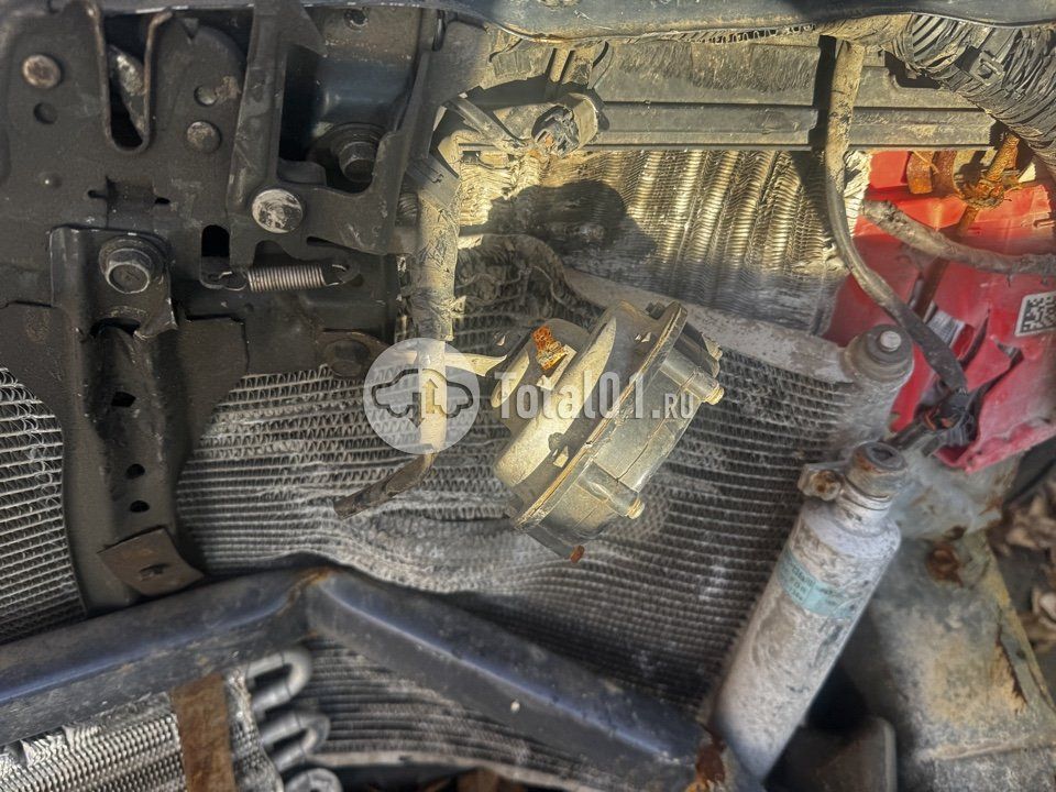 Фото Nissan Serena 18