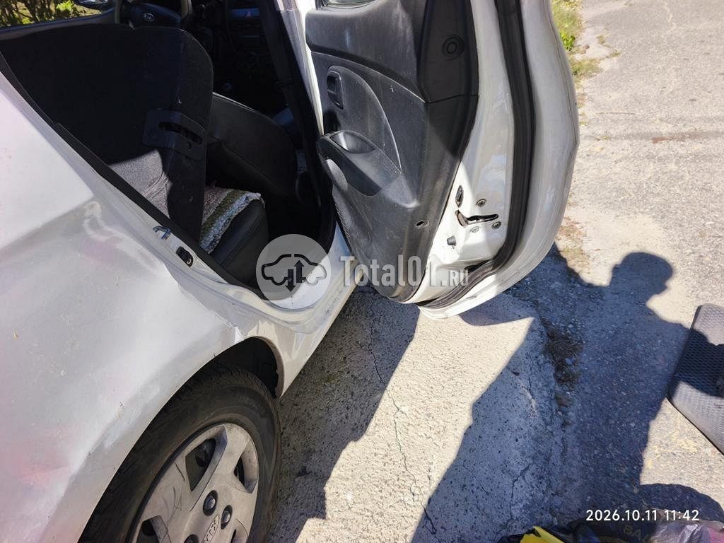 Фото KIA Picanto 76